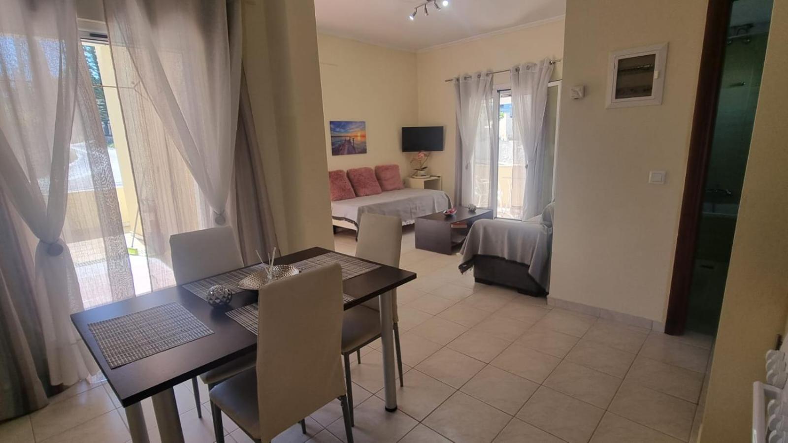 Tranquil Apartments Corfu Kontokali Eksteriør billede